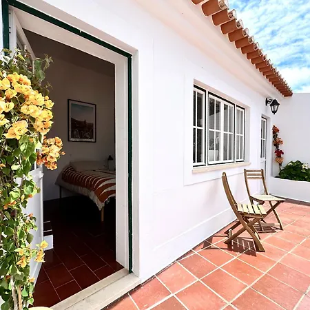 Penzion The Blanco Ericeira 4*