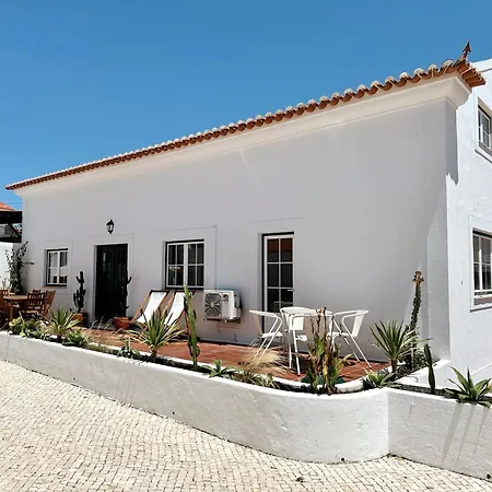 The Blanco Ericeira Guest house Sao Pedro da Cadeira